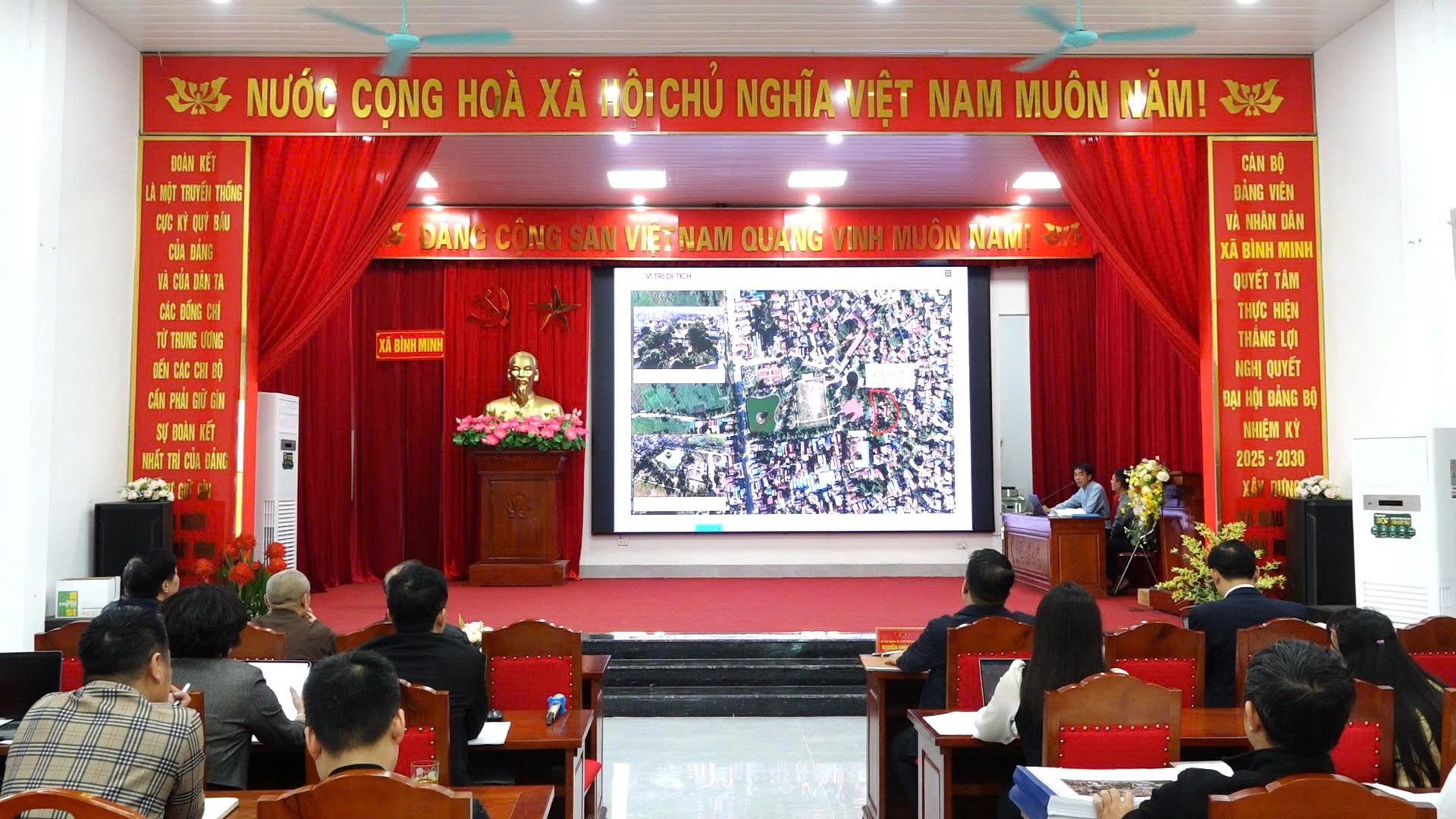 Đảng uỷ xã Bình Minh tổ chức hội nghị thông qua phương án cải tạo, nâng cấp di tích Đền Nội Bình Đà và xây dựng Chùa Cả