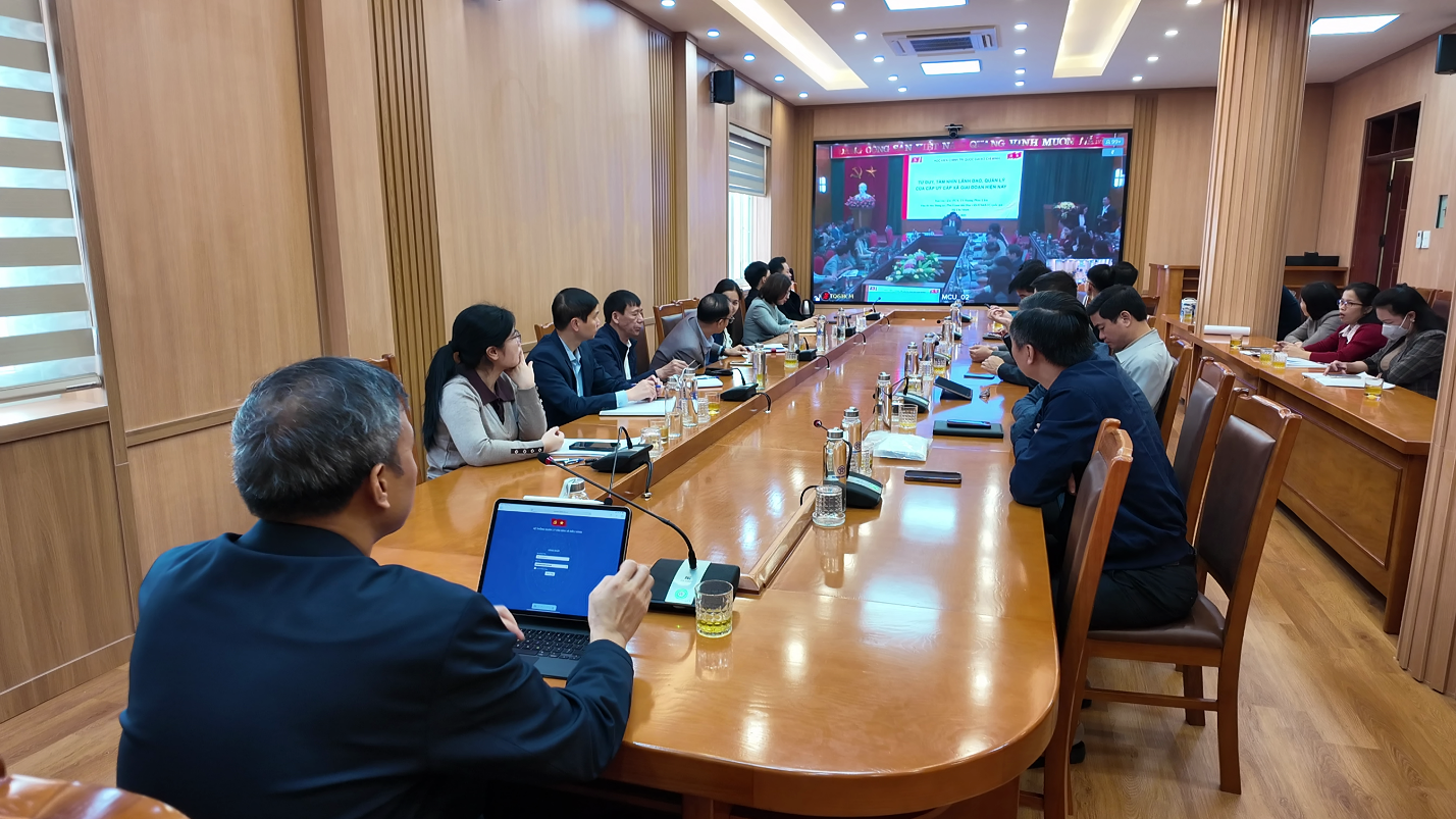 Đảng ủy xã An Khánh tổ chức tiếp sóng trực tuyến bồi dưỡng, cập nhật kiến thức, kỹ năng công tác Xây dựng Đảng cho cấp uỷ cấp xã- Ảnh 2.