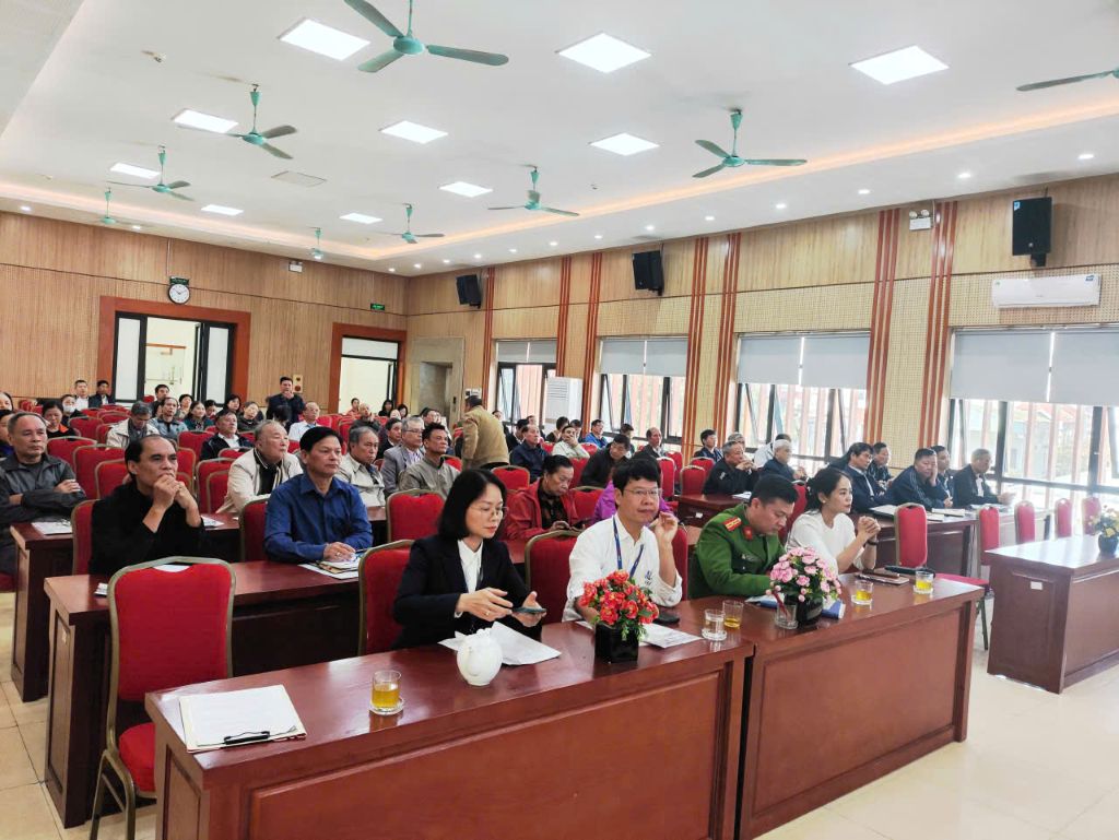 Phường Phương Liệt tổ chức hội nghị Tuyên truyền, phổ biến Nghị quyết số 42/2025/NQ-HĐND ngày 29/9/2025 của HĐND thành phố Hà Nội- Ảnh 1.