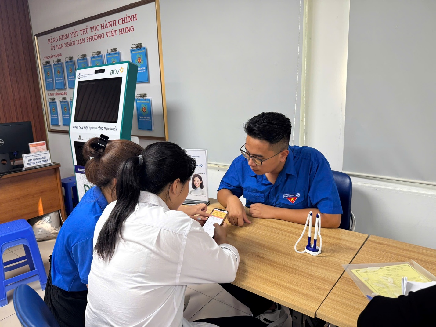 Phường Việt Hưng: Đổi mới - Công nghệ - Vì dân phục vụ- Ảnh 2.