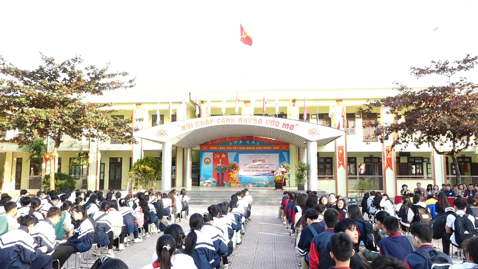 KHAI MẠC KỲ THI CHỌN HỌC SINH GIỎI LỚP 9
Năm học 2025 - 2026