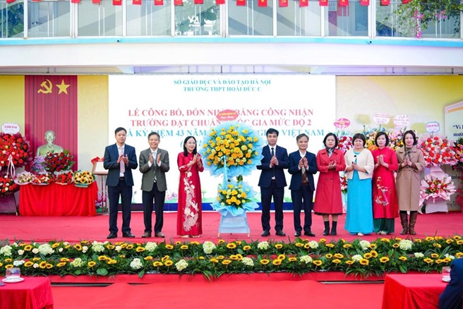 Trường THPT Hoài Đức C tổ chức đón nhận bằng công nhận trường đạt chuẩn quốc gia mức độ 2- Ảnh 4.