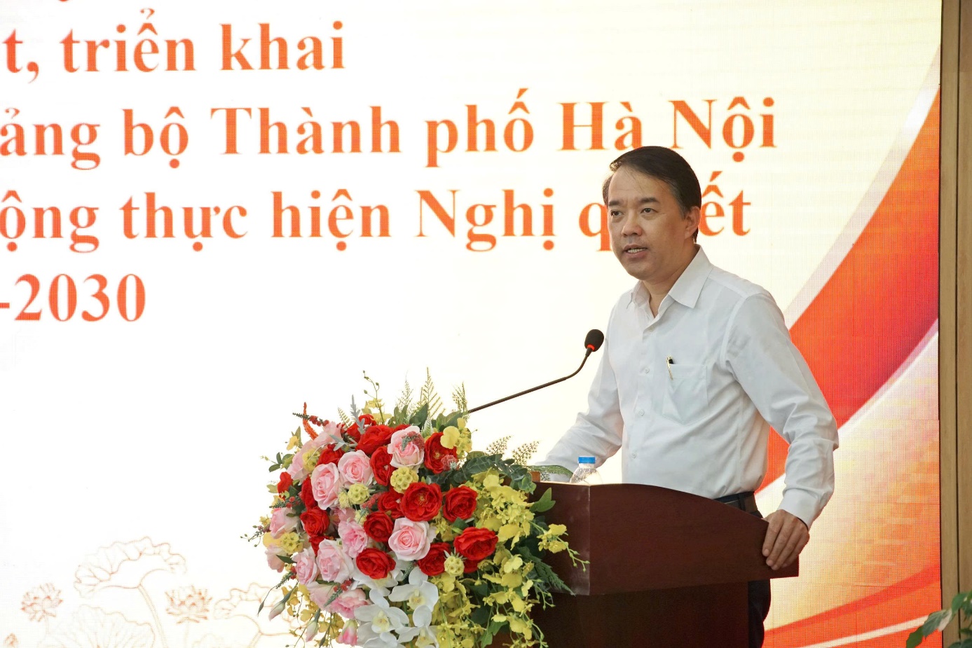ĐẢNG ỦY PHƯỜNG THƯỢNG CÁT TỔ CHỨC HỘI NGHỊ NGHIÊN CỨU, QUÁN TRIỆT VÀ TRIỂN KHAI NGHỊ QUYẾT ĐẠI HỘI LẦN THỨ XVIII ĐẢNG BỘ THÀNH PHỐ HÀ NỘI NHIỆM KỲ 2025 – 2030- Ảnh 1.