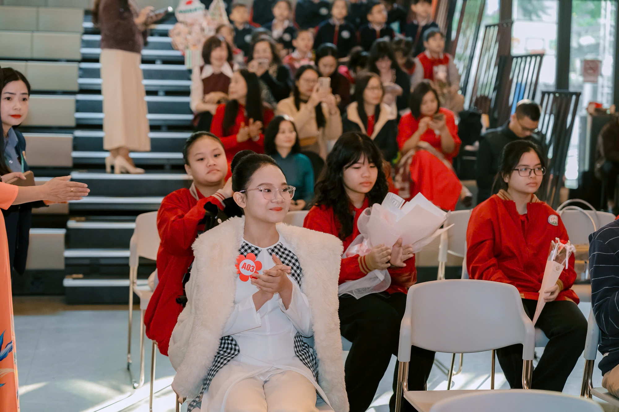 Liên hoan tài năng nhạc cụ học sinh phổ thông phường Nghĩa Đô lần thứ nhất- Ảnh 3.