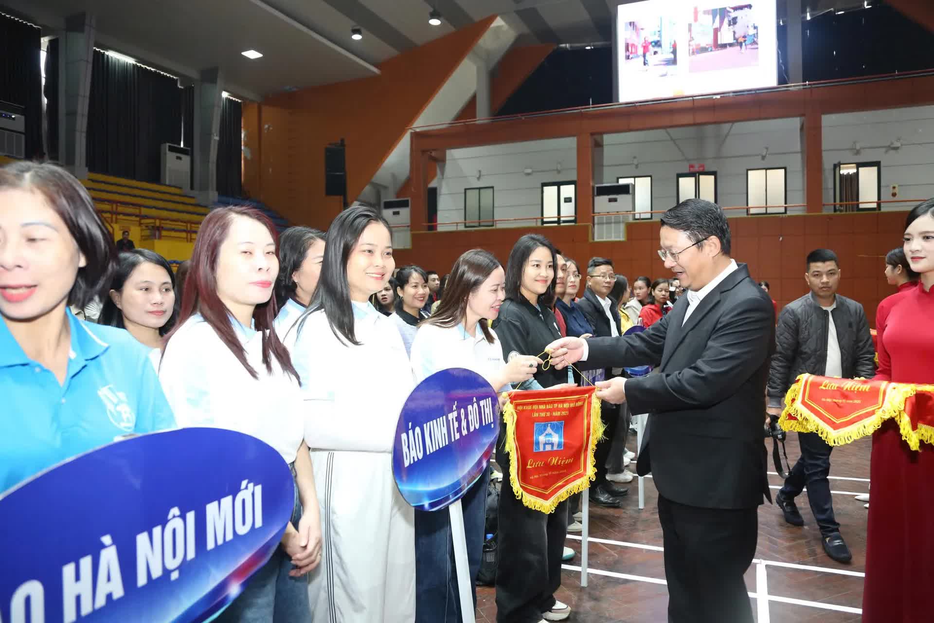 Sôi động Hội khỏe Hội Nhà báo TP Hà Nội mở rộng lần thứ 30 năm 2025- Ảnh 6.