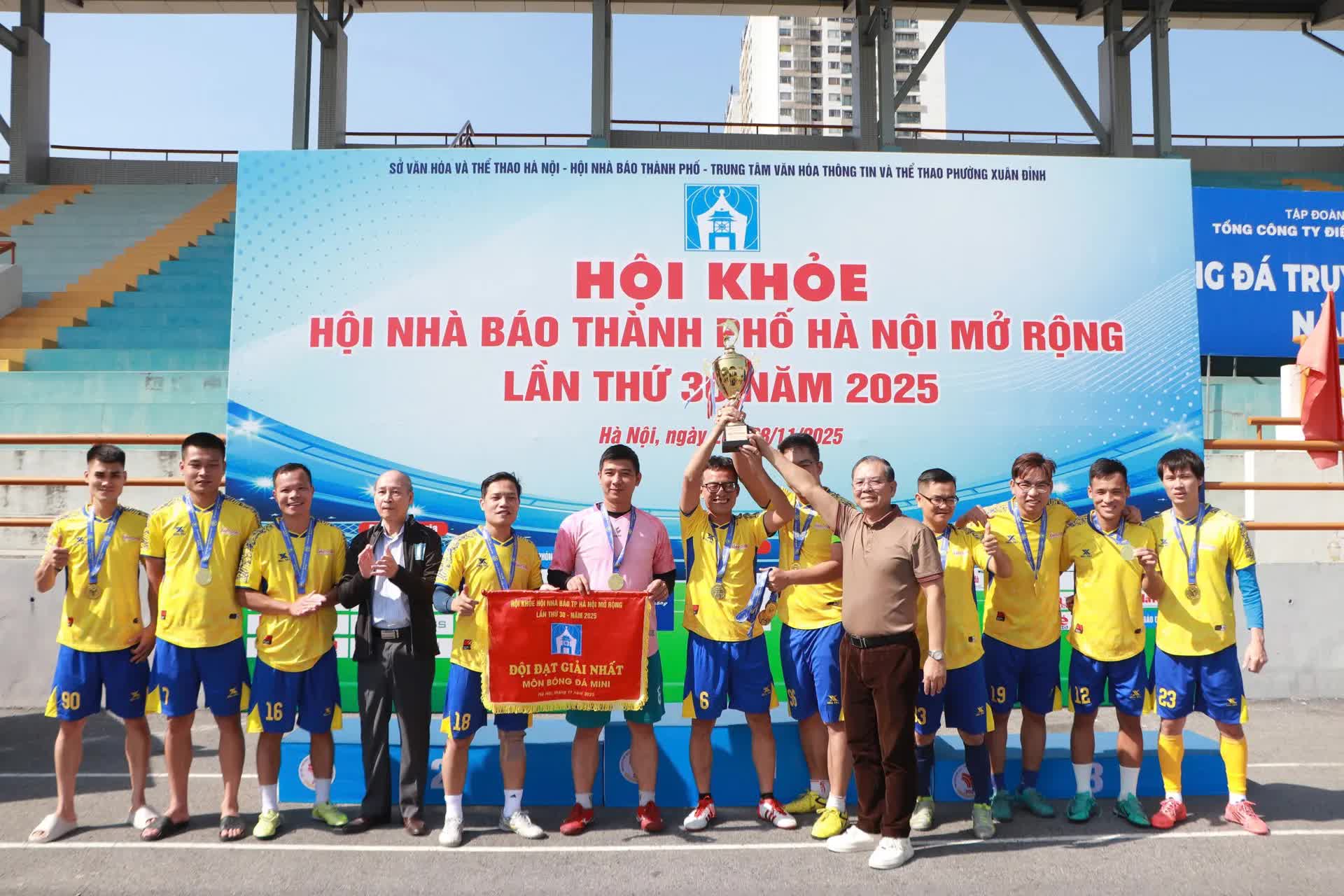 Sôi động Hội khỏe Hội Nhà báo TP Hà Nội mở rộng lần thứ 30 năm 2025- Ảnh 10.