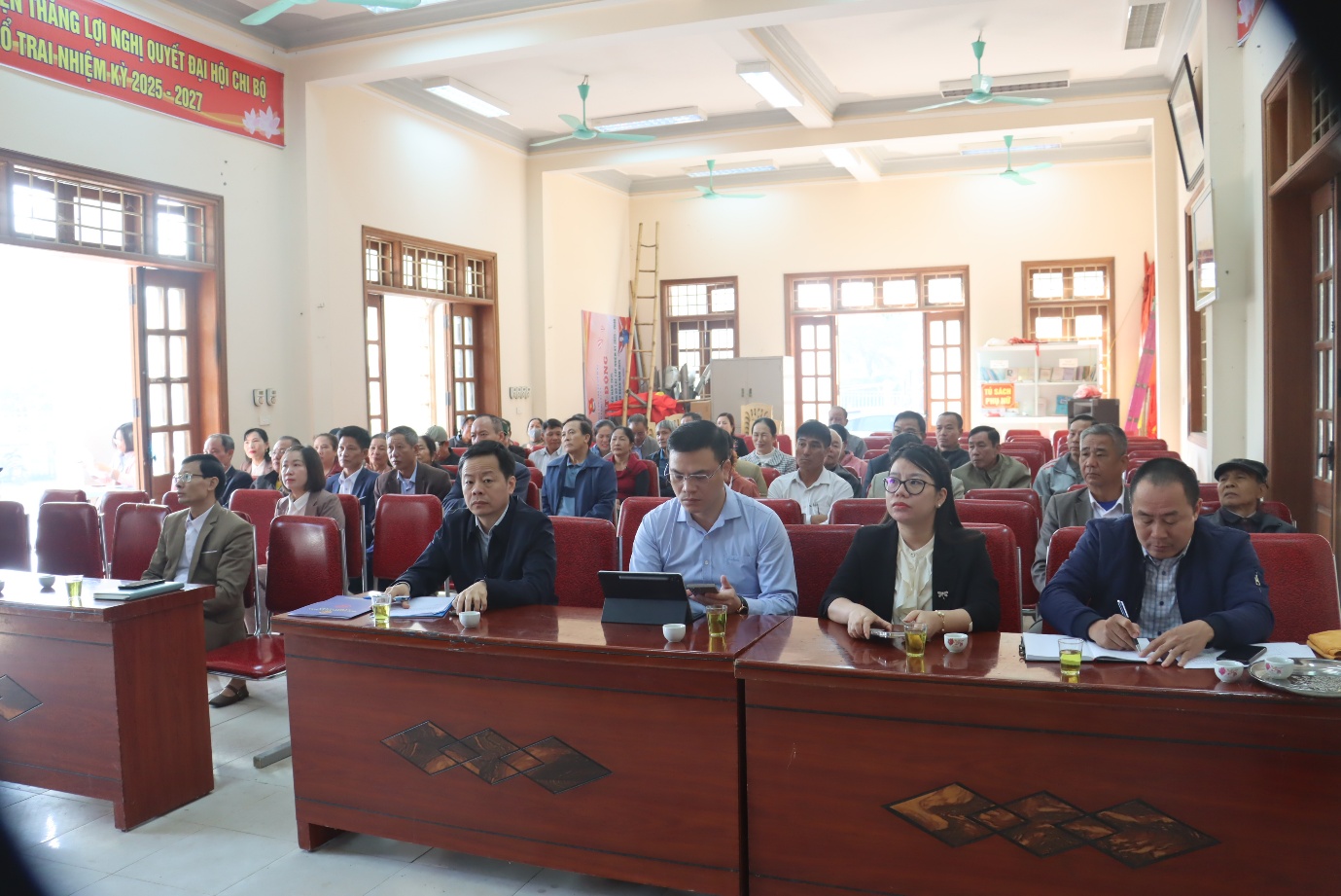 Tổ đại biểu số 1 HĐND xã tiếp xúc cử tri trước kỳ họp cuối năm 2025- Ảnh 1.