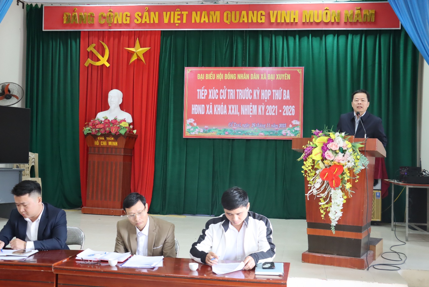 Tổ đại biểu số 1 HĐND xã tiếp xúc cử tri trước kỳ họp cuối năm 2025- Ảnh 3.