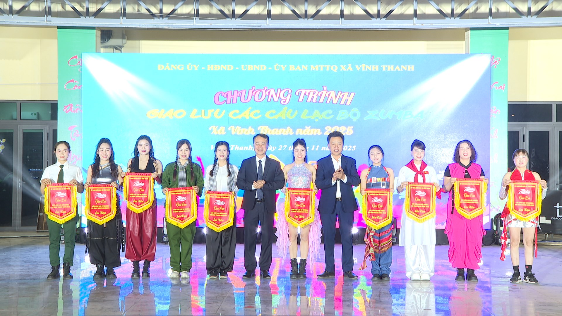 Xã Vĩnh Thanh tổ chức Chương trình Giao lưu các Câu lạc bộ Zumba năm 2025- Ảnh 4.