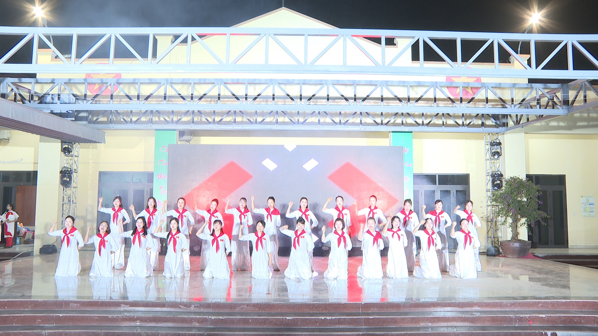 Xã Vĩnh Thanh tổ chức Chương trình Giao lưu các Câu lạc bộ Zumba năm 2025- Ảnh 5.