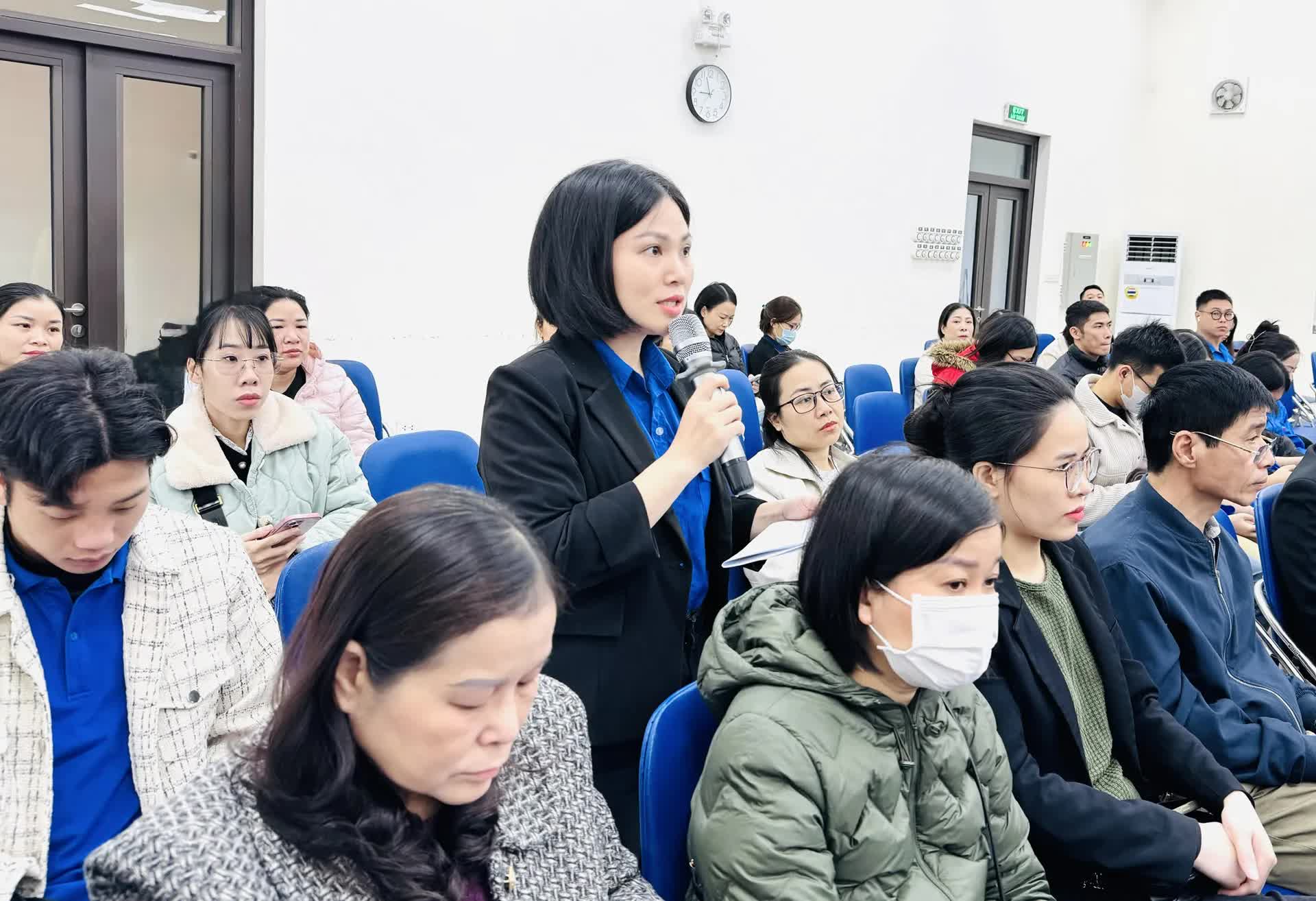 Phường Láng tăng cường đối thoại, gỡ vướng mắc cho doanh nghiệp, người dân- Ảnh 3.