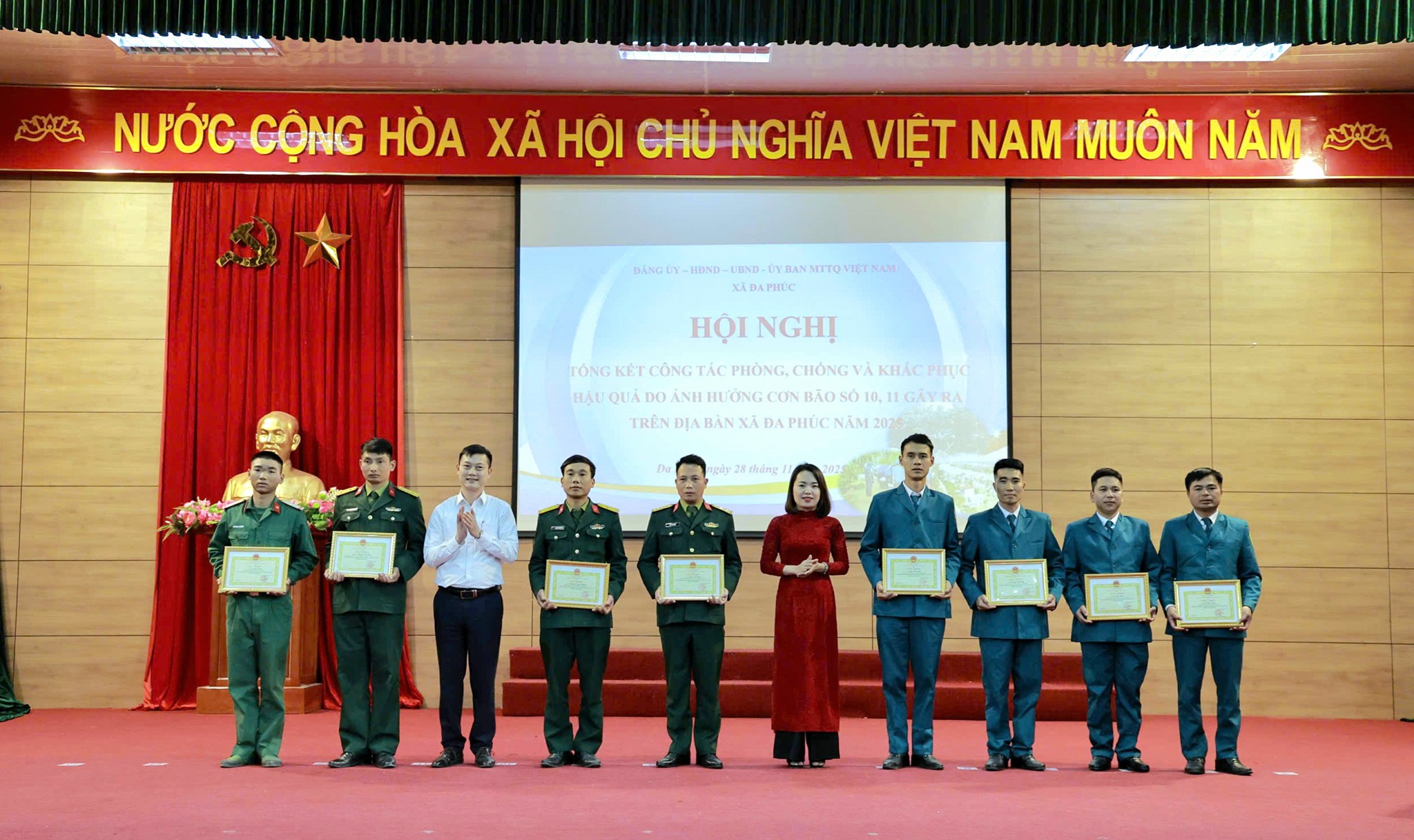 XÃ ĐA PHÚC - TỔNG KẾT CÔNG TÁC PHÒNG, CHỐNG VÀ KHẮC PHỤC HẬU QUẢ BÃO SỐ 10, 11 NĂM 2025- Ảnh 16.