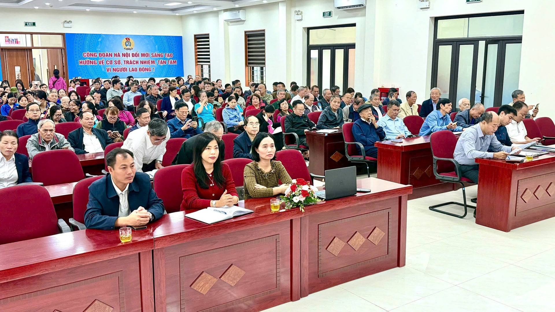 Phường Định Công: Nhiều hoạt động hưởng ứng Ngày Pháp luật Việt Nam- Ảnh 2.