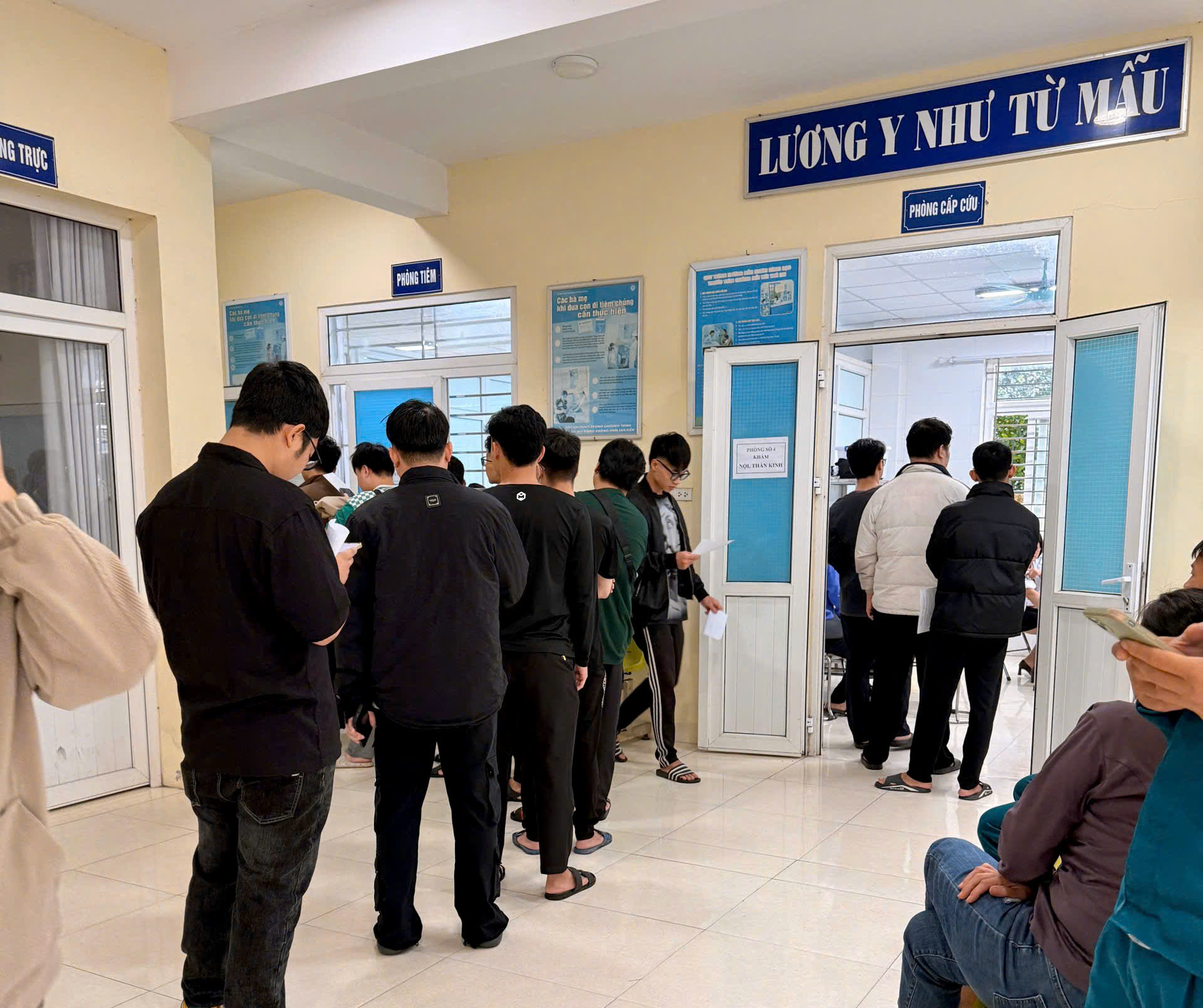 Những hình ảnh sơ khám nghĩa vụ quân sự xã Thượng Phúc- Ảnh 12.