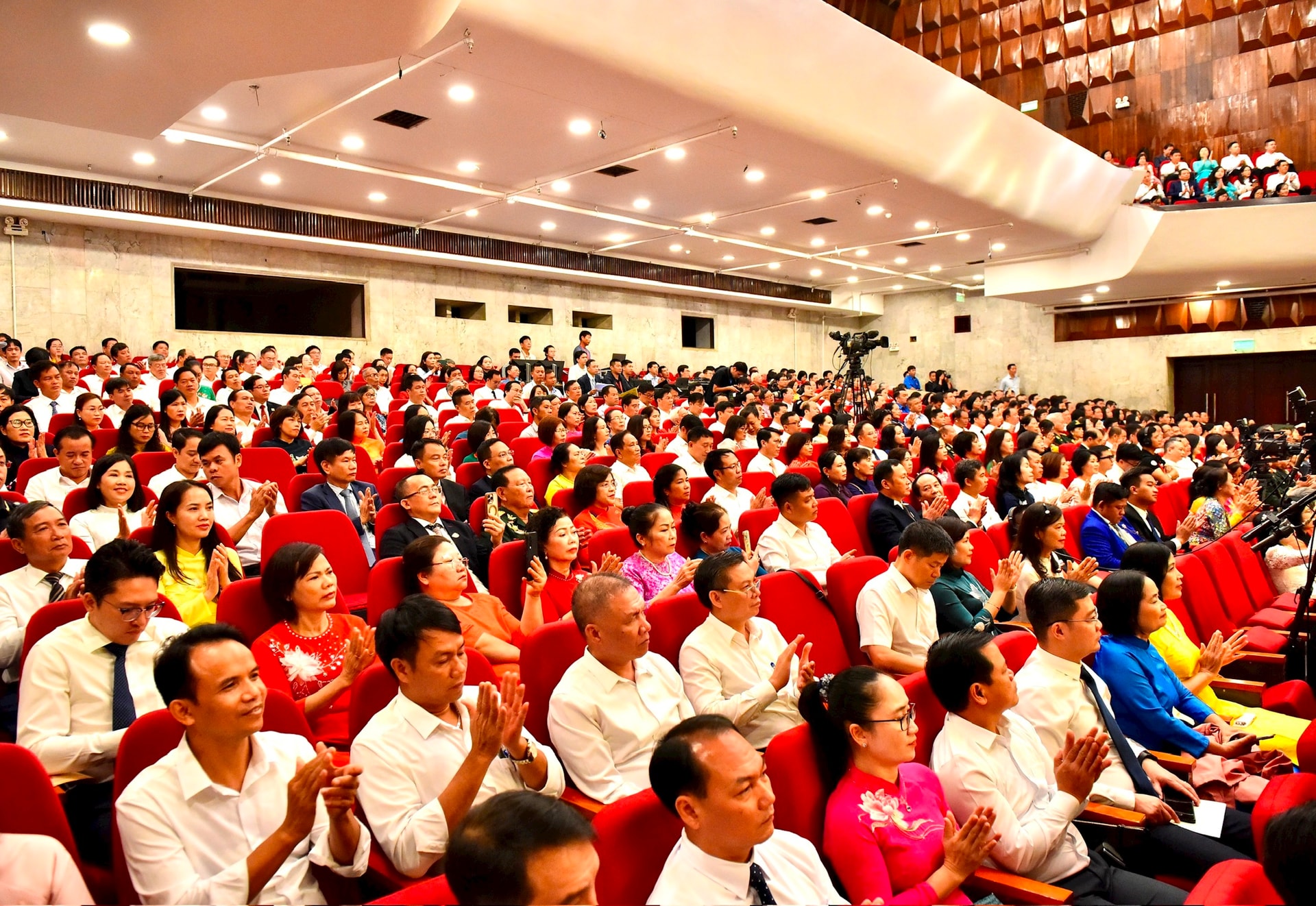 Phong trào thi đua yêu nước của Thủ đô: Giàu bản sắc riêng, thúc đẩy phát triển- Ảnh 16.