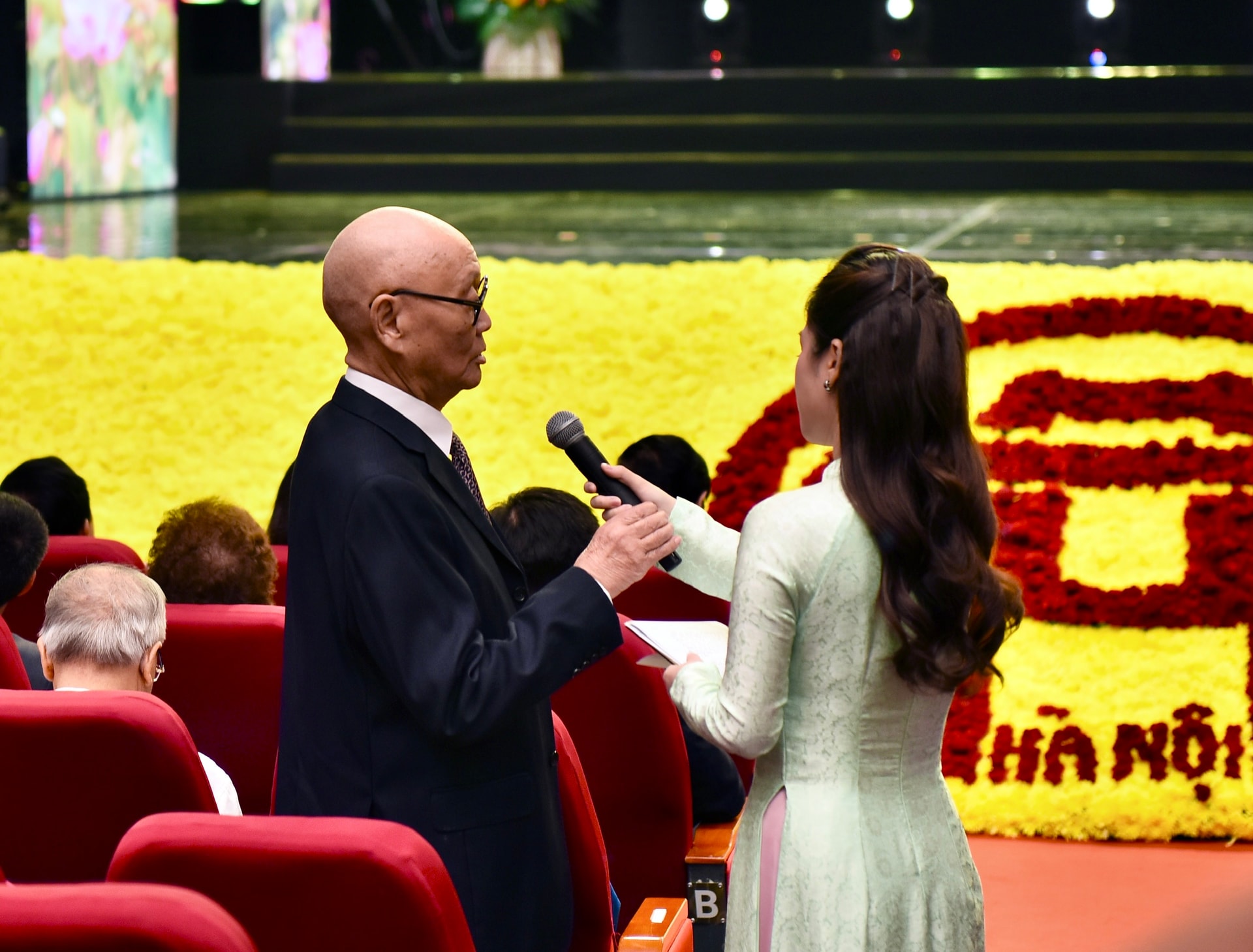 Phong trào thi đua yêu nước của Thủ đô: Giàu bản sắc riêng, thúc đẩy phát triển- Ảnh 7.