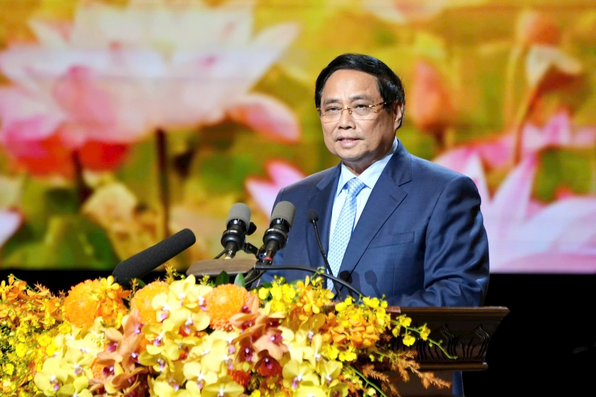 Phong trào thi đua yêu nước của Thủ đô: Giàu bản sắc riêng, thúc đẩy phát triển- Ảnh 15.