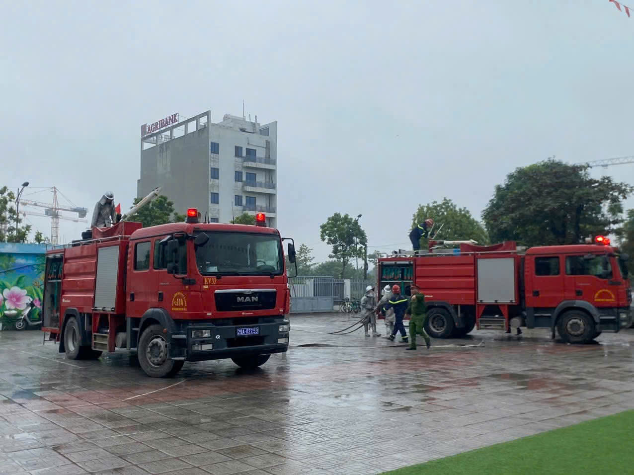 TRƯỜNG TIỂU HỌC VÀ THCS NEWTON 5 TỔ CHỨC THỰC TẬP PHƯƠNG ÁN CHỮA CHÁY, CỨU NẠN, CỨU HỘ NĂM 2025