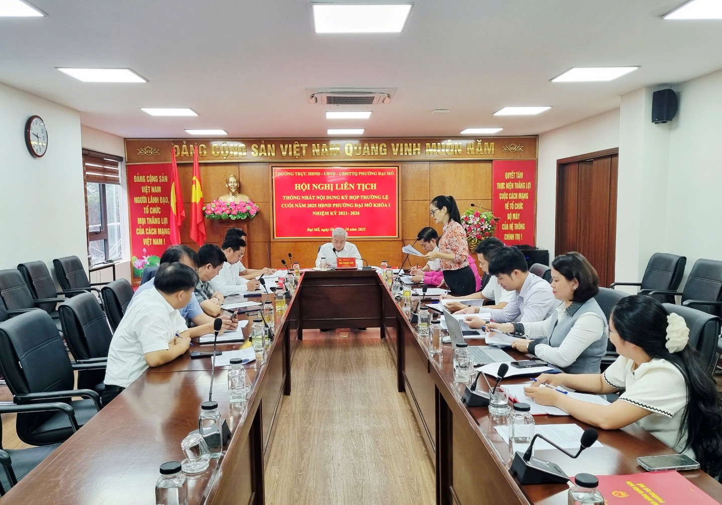 Thống nhất nội dung kỳ họp thường lệ cuối năm 2025 của Hội đồng Nhân dân phường Đại Mỗ- Ảnh 1.