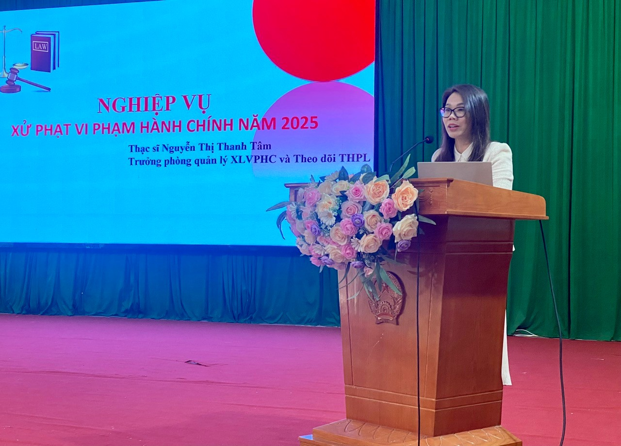 Nâng cao kỹ năng nghiệp vụ thiết lập hồ sơ xử phát vi phạm hành chính cho cán bộ, công chức trên địa bàn xã Ô Diên- Ảnh 2.