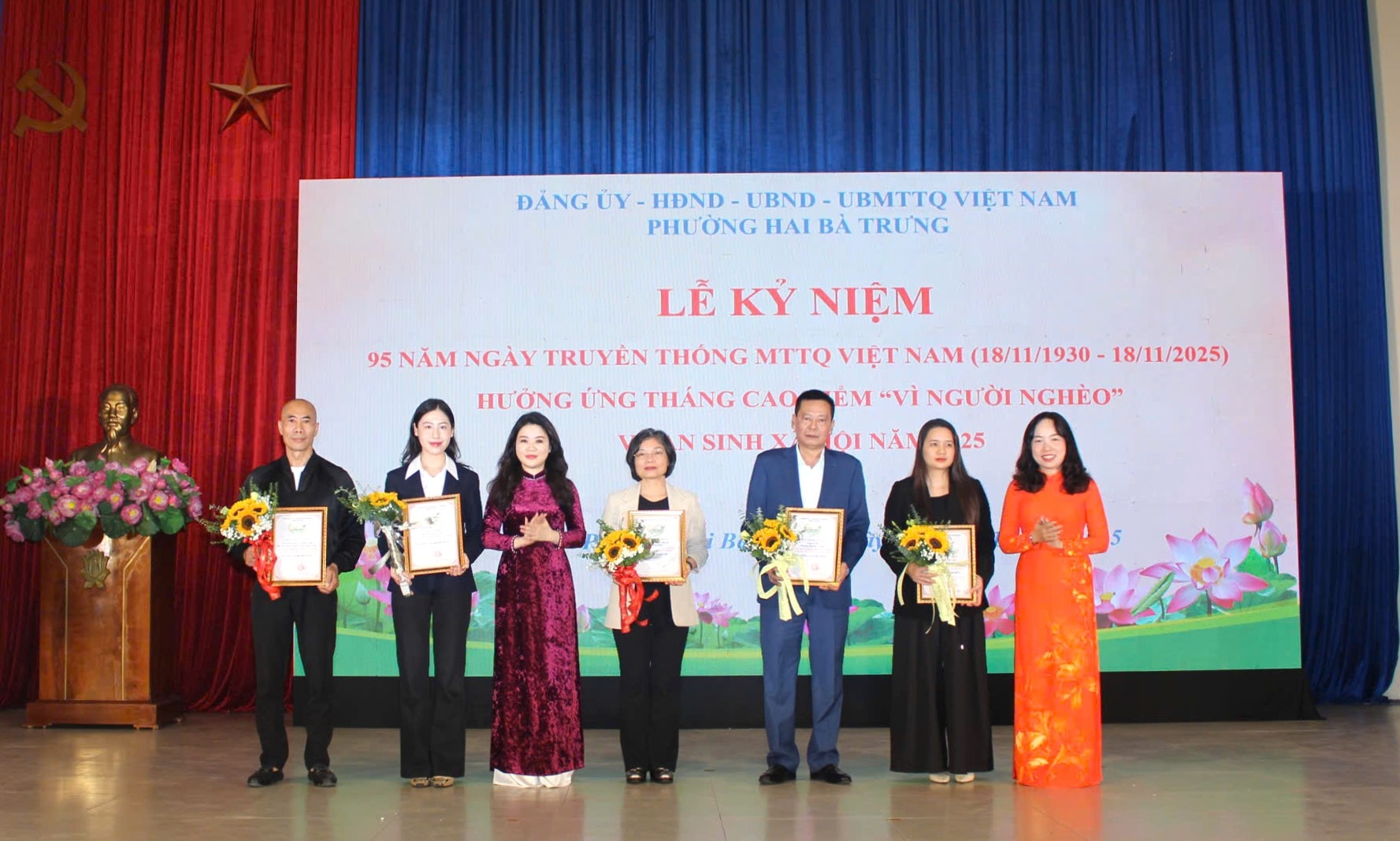 Phường Hai Bà Trưng: Ủng hộ các hoạt động an sinh xã hội và Quỹ “Vì người nghèo” hơn 1,42 tỷ đồng- Ảnh 2.