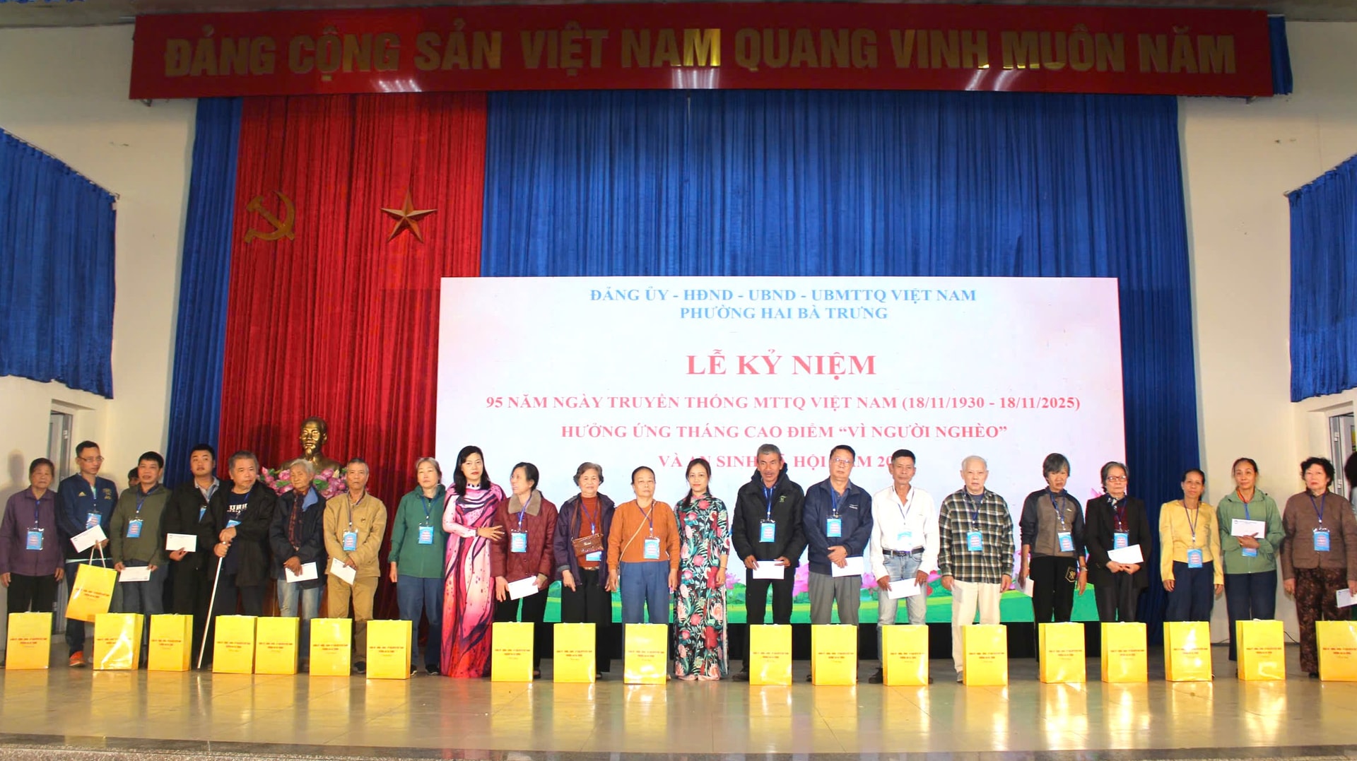 Phường Hai Bà Trưng: Ủng hộ các hoạt động an sinh xã hội và Quỹ “Vì người nghèo” hơn 1,42 tỷ đồng- Ảnh 4.