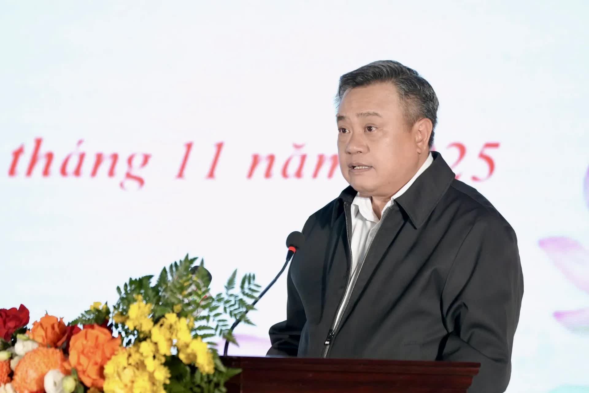 Chủ tịch UBND TP Hà Nội dự Ngày hội Đại đoàn kết phường Hai Bà Trưng: Xây dựng Thủ đô hạnh phúc bắt đầu từ mỗi con phố sạch đẹp- Ảnh 8.