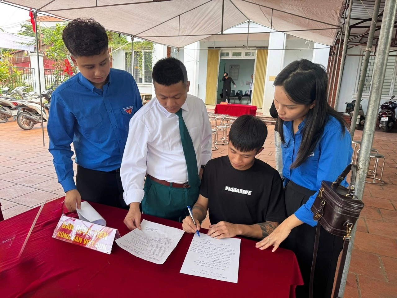 Xã Đan Phượng tổ chức khám sơ tuyển nghĩa vụ quân sự năm 2026- Ảnh 5.