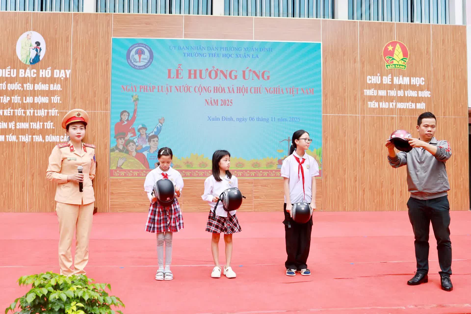 Lan tỏa tinh thần thượng tôn pháp luật trong môi trường học đường- Ảnh 2.