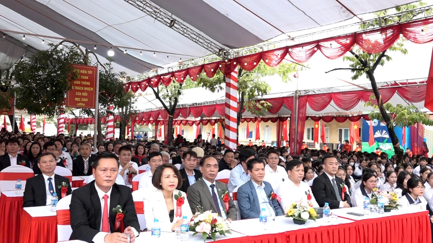 Sáu mươi năm — một hành trình đầy tự hào của Trường Trung học Phổ thông Mỹ Đức A.- Ảnh 3.