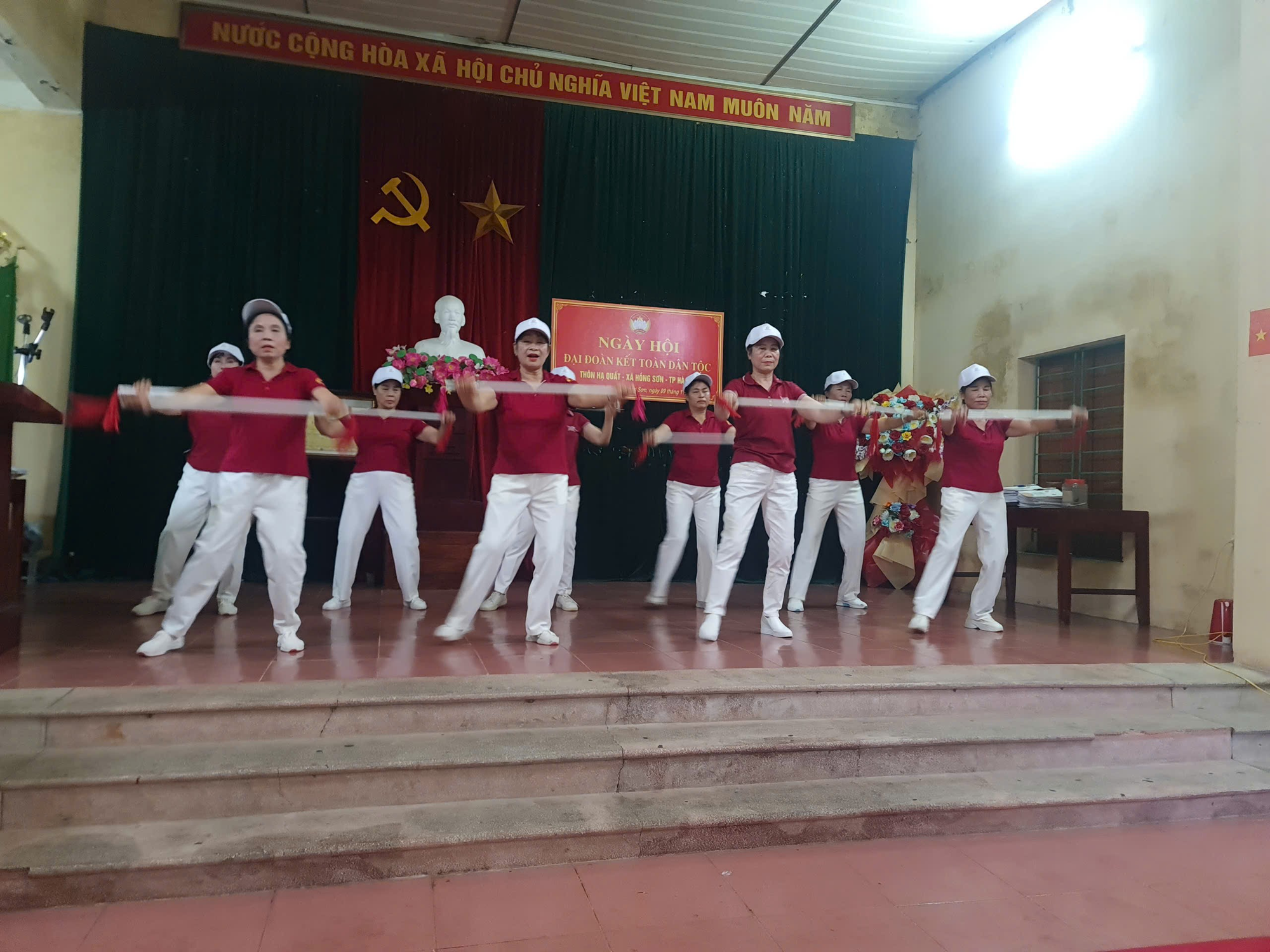 Các thôn Bình Lạng, Vĩnh An và Hạ Quất tổ chức Ngày hội Đại đoàn kết toàn dân tộc và Kỷ niệm 95 năm ngày truyền thống Mặt trận Tổ quốc Việt Nam (18/11/1930 - 18/11/2025)- Ảnh 4.