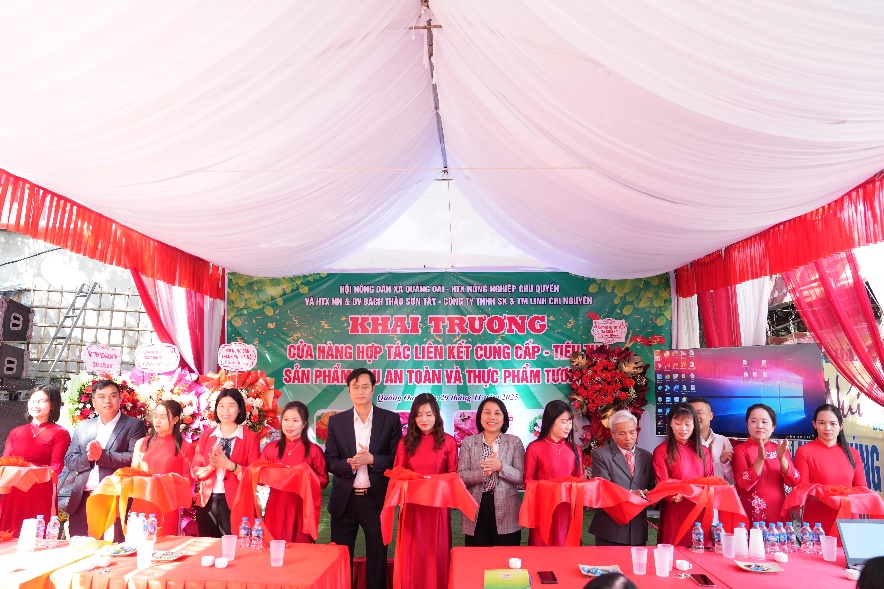 Khai trương cửa hàng nông sản an toàn Quảng Oai: Khẳng định giá trị sạch – bền vững – vì sức khỏe cộng đồng- Ảnh 3.