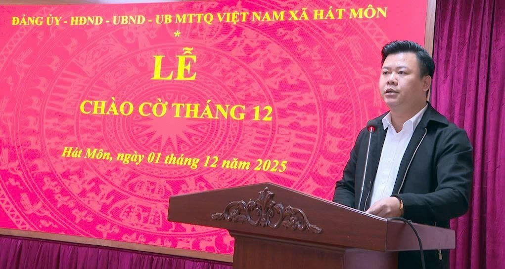 Xã Hát Môn tổ chức Lễ Chào cờ tháng 12 - Bứt phá hoàn thành các chỉ tiêu năm 2025; lan toả việc học tập và làm theo Bác từ những điều bình dị- Ảnh 3.
