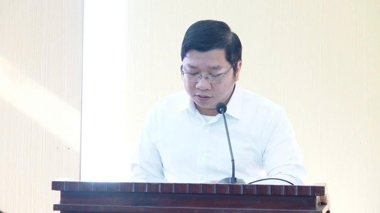 HĐND xã Đông Anh tổ chức phiên giải trình công tác quản lý đất đai giữa hai kỳ họp năm 2025- Ảnh 2.