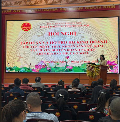 Đảng ủy, UBND phường Long Biên tổ chức tập huấn hỗ trợ người nộp thuế trên địa bàn phường Long Biên- Ảnh 1.