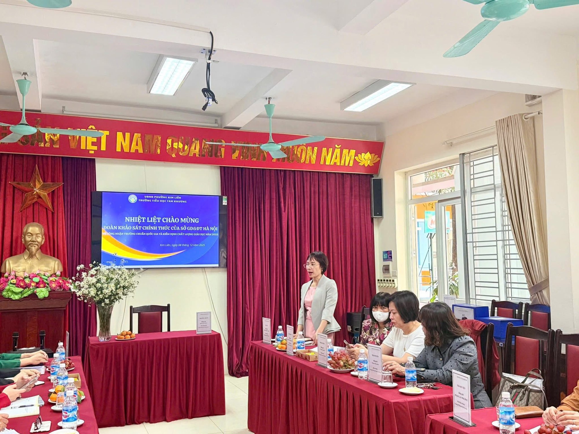 Có thể là hình ảnh về văn bản