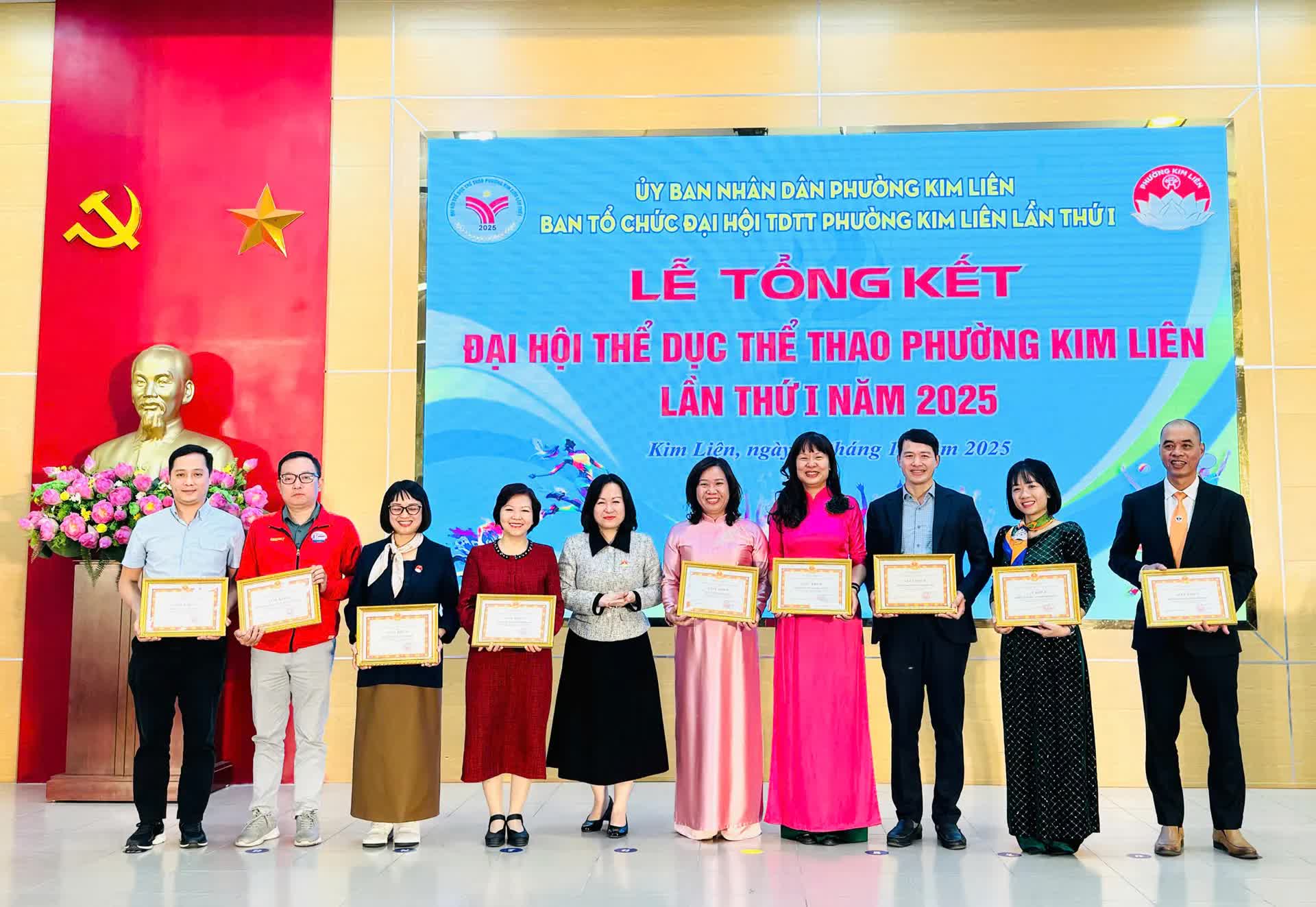 Phường Kim Liên tổng kết Đại hội Thể dục Thể thao lần thứ I năm 2025- Ảnh 2.