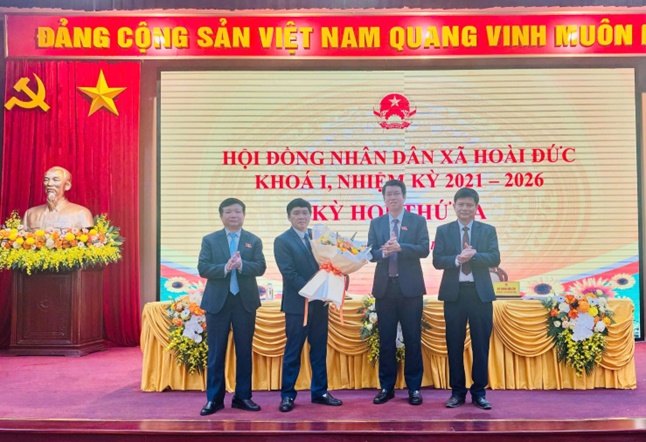Kỳ họp thứ 3 HĐND xã Hoài Đức khoá I, nhiệm kỳ 2021 - 2026 quyết nghị nhiều nội dung trọng tâm cho năm 2026- Ảnh 12.