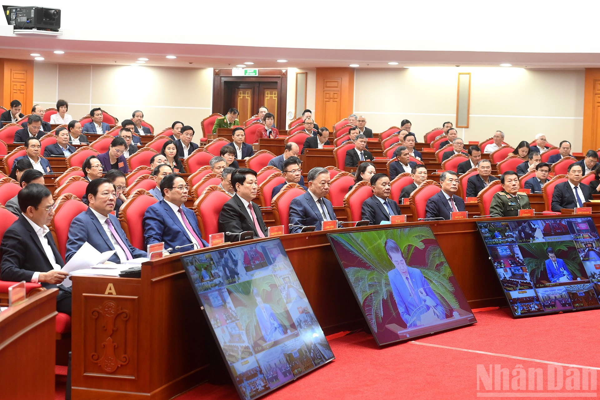 [Ảnh] Tổng Bí thư Tô Lâm chủ trì Hội nghị toàn quốc tổng kết công tác phòng, chống tham nhũng, lãng phí, tiêu cực nhiệm kỳ Đại hội XIII của Đảng- Ảnh 1.