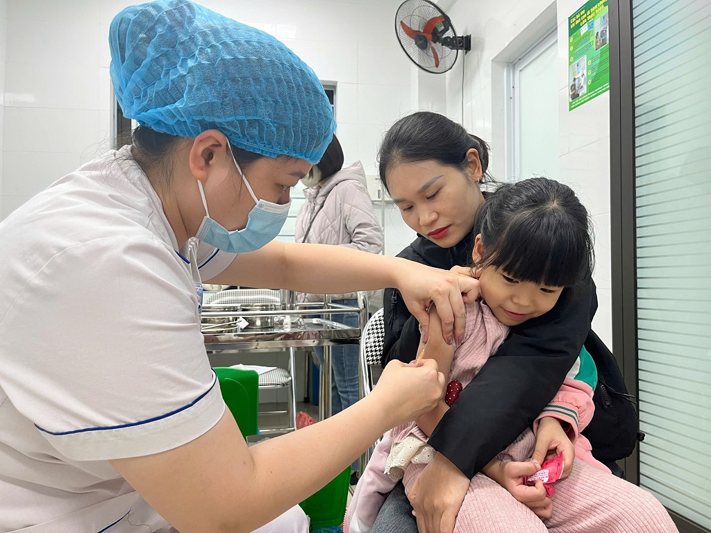 TRẠM Y TẾ PHƯỜNG PHƯƠNG LIỆT TRIỂN KHAI TIÊM CHỦNG - Ảnh 6.