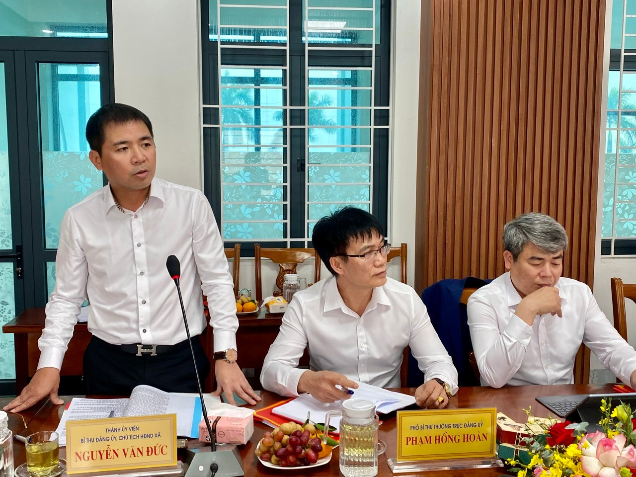 Ban Thường vụ Đảng ủy xã làm việc với đoàn giám sát của Thành ủy- Ảnh 2.