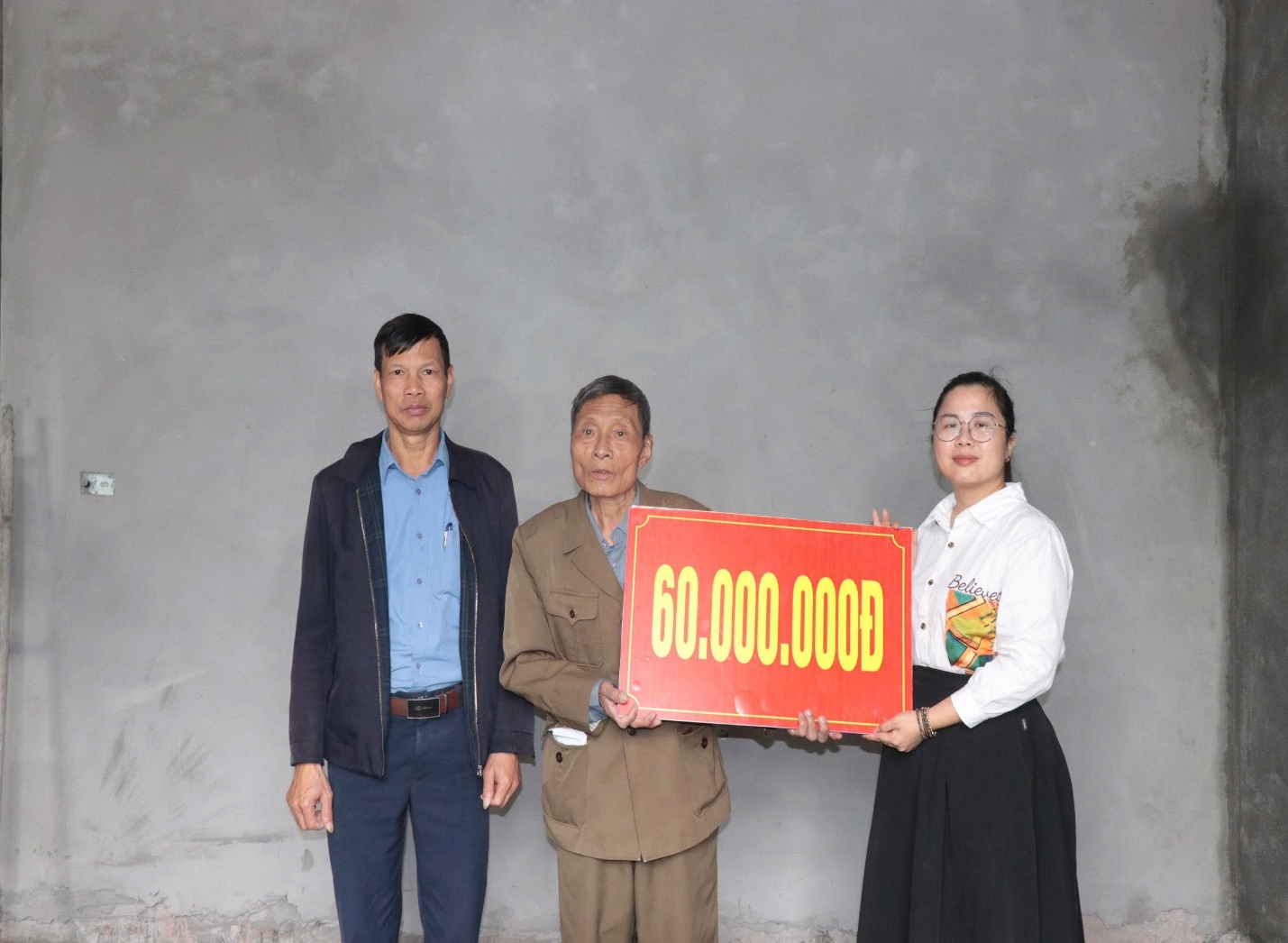 XÃ MỸ ĐỨC TRIỂN KHAI HỖ TRỢ 390 TRIỆU ĐỒNG XÂY, SỬA NHÀ CHO NGƯỜI CÓ CÔNG ĐỢT II - NĂM 2025- Ảnh 4.