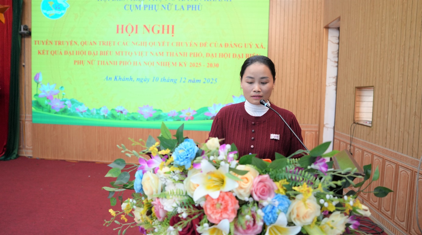 A person speaking at a podium with a microphone  AI-generated content may be incorrect.