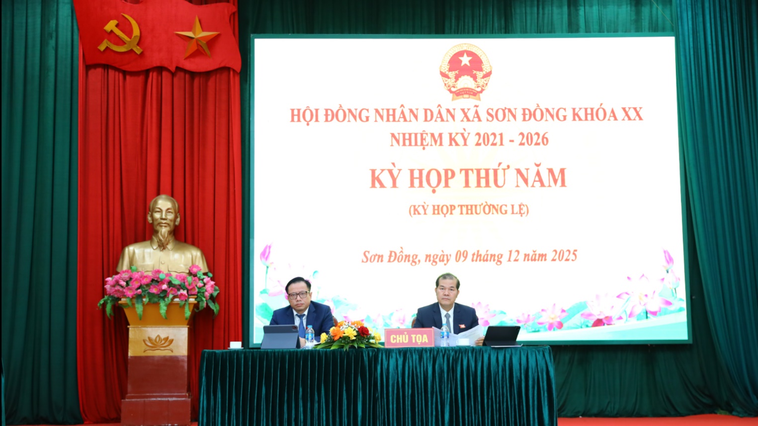 Kỳ họp thứ Năm HĐND xã Sơn Đồng khóa XX thống nhất ban hành 7 Nghị quyết- Ảnh 1.