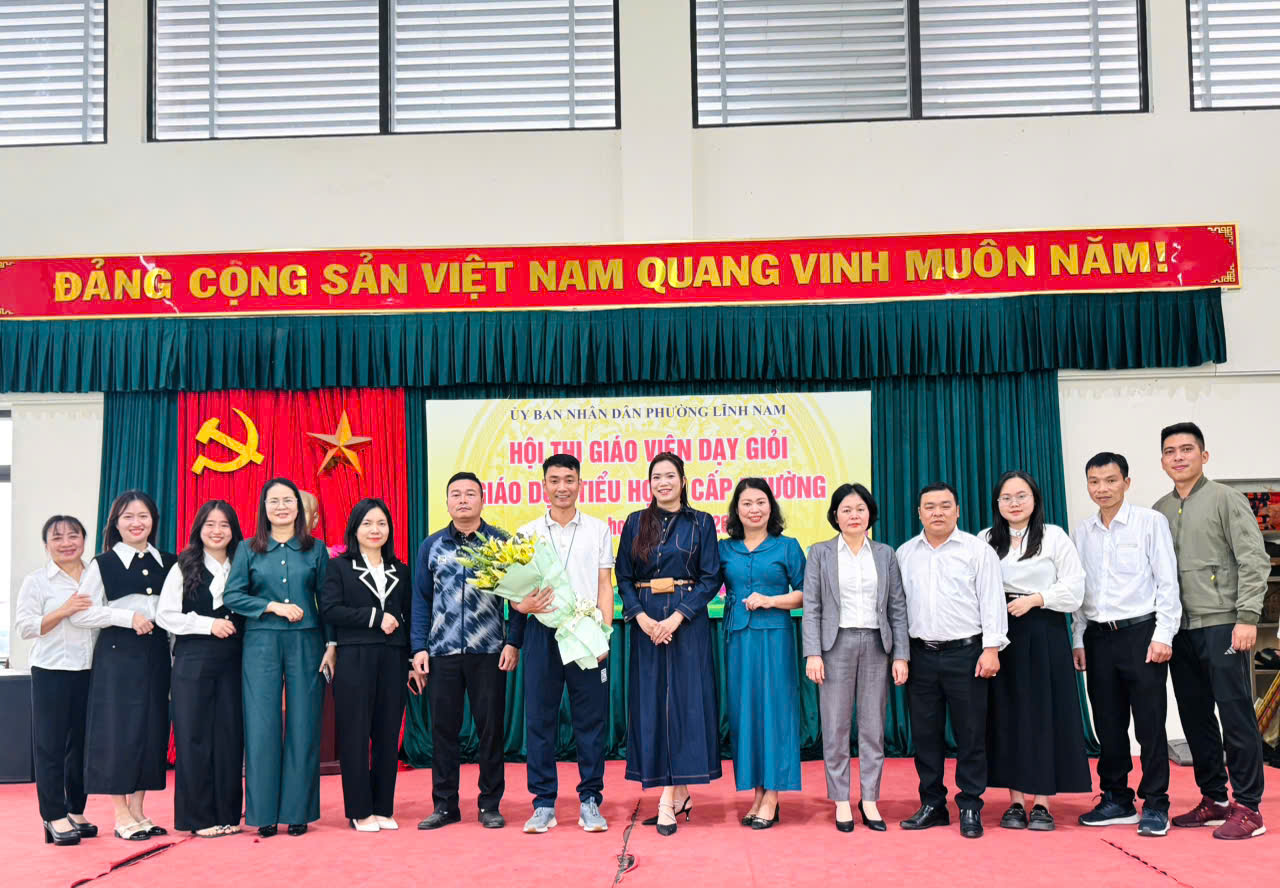 C:\Users\QuangLop\OneDrive\Desktop\TỔNG HỢP NĂM HỌC 2015_2026\TIN BÀI\2.jpg