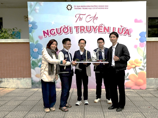 HỌC SINH TRƯỜNG THCS HOÀNG MAI TỎA SÁNG VỚI GIẢI "Ý TƯỞNG ĐỘT PHÁ" TẠI HNUE OLYMPIC STEM TOÀN QUỐC 2025- Ảnh 2.