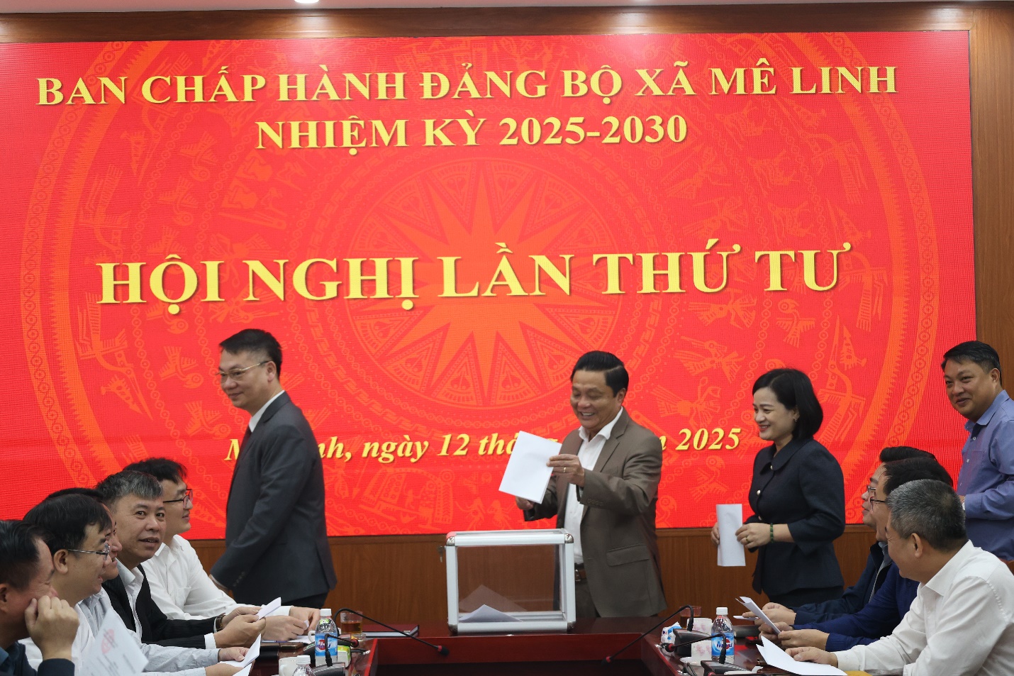 Xã Mê Linh: Bầu bổ sung Ủy viên Ban Thường vụ Đảng ủy xã nhiệm kỳ 2025-2030- Ảnh 3.