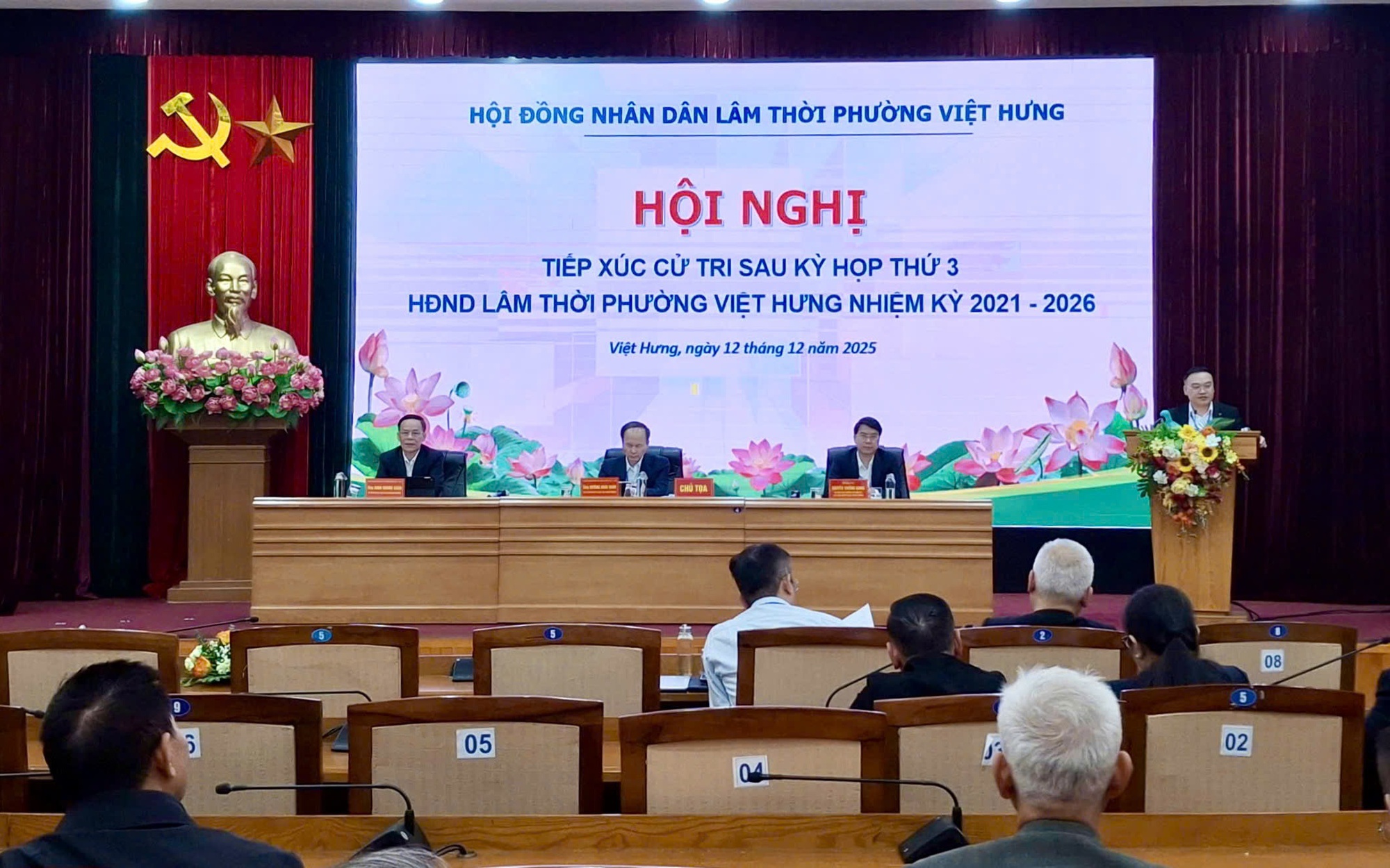 Đại biểu HĐND phường Việt Hưng tiếp xúc với cử tri sau kỳ họp thứ Ba (kỳ họp thường lệ cuối năm 2025), HĐND lâm thời phường  nhiệm kỳ 2021 - 2026