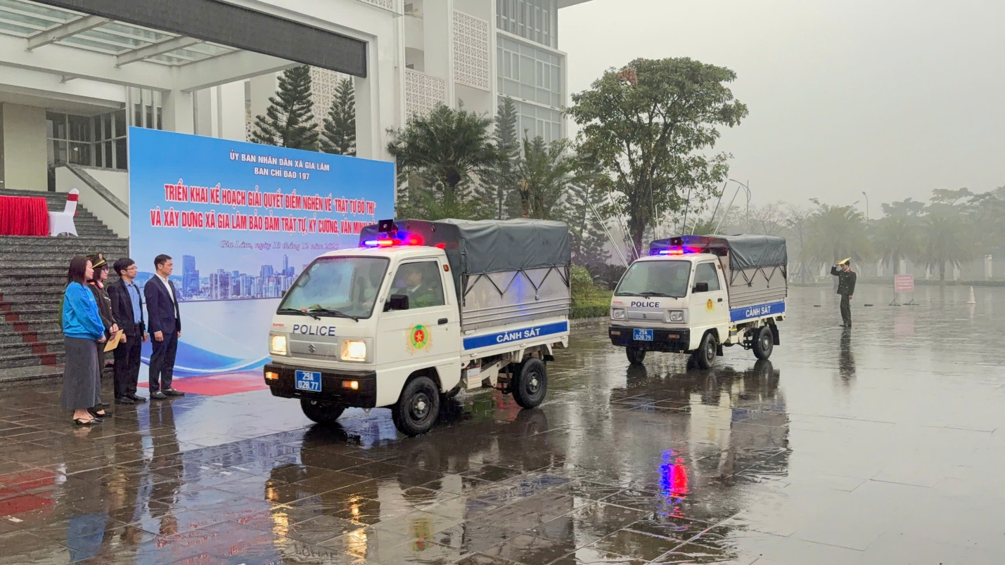 Xã Gia Lâm ra quân giải quyết điểm nghẽn trật tự đô thị, xây dựng văn minh đô thị- Ảnh 3.