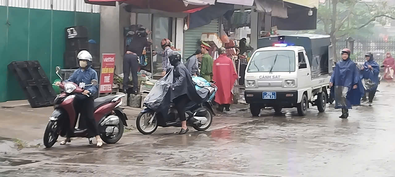 A motorcycle with a person on it  AI-generated content may be incorrect.